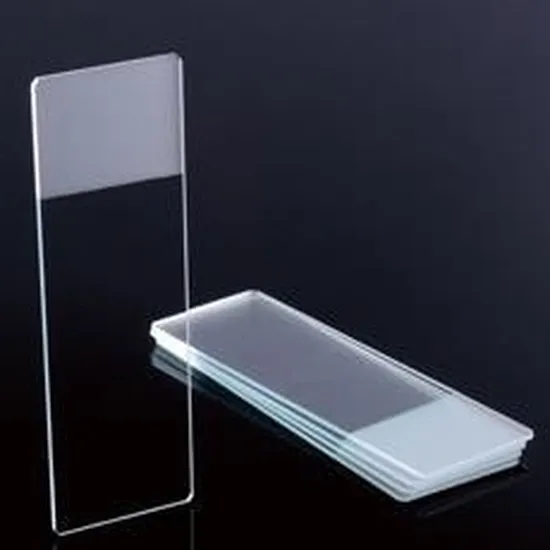 病理学に使用される高品質の平らな実験室顕微鏡スライドガラススライド検査